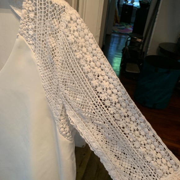 Jodifl lace arm a line‎ tunic. Worn twice. Very good condition - Picture 2 of 6